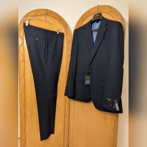 Men's Zanetti Wool suit sz 42L x 36" waist NEW w Tags Solid Navy Blue